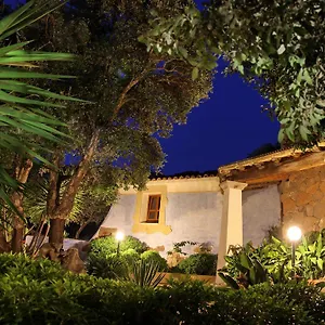 https://residenza-di-campagna-seranile.in-sardinia.net